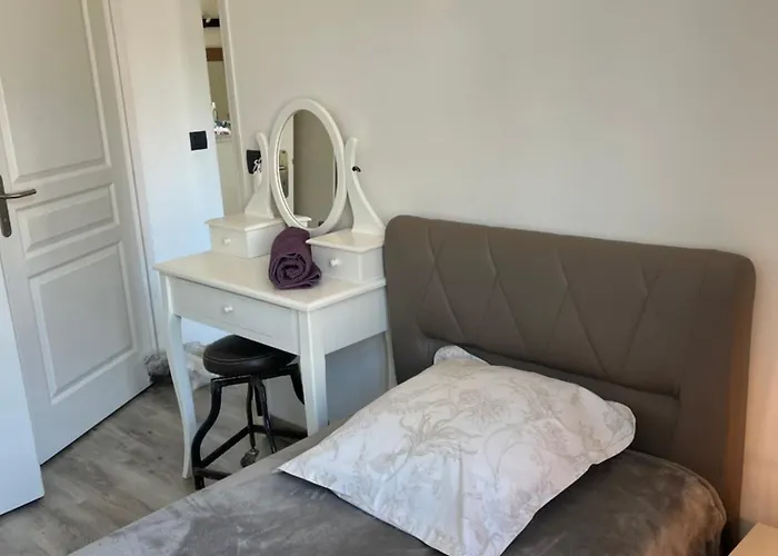 Keep In Touch 2 Avec Terrasse Et Garage Apartmán Cannes